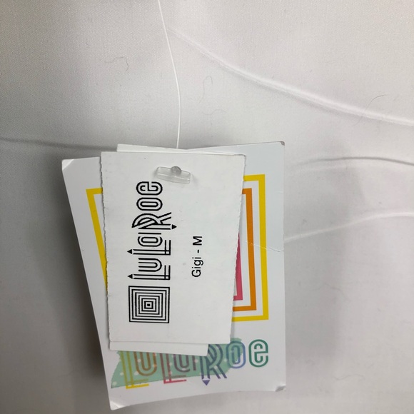 M LuLaRoe Gigi - Picture 2 of 6